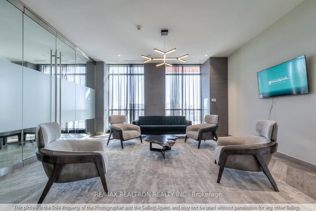 52 Rily Road 512 - 50 Thomas Riley Road, Etobicoke | Sold, W8097560 | Condos.ca