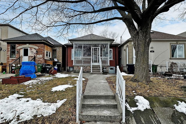 166 Harvie Avenue