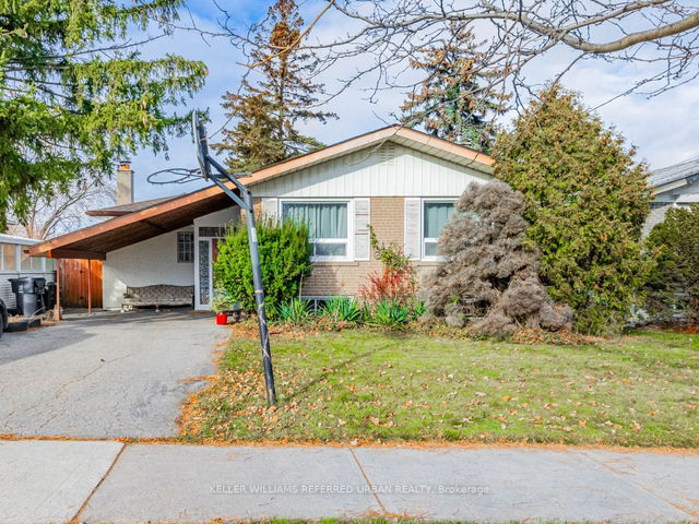 84 Hadrian Drive
