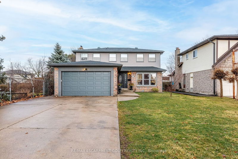 home for sale on 2463 Cavendish Drive