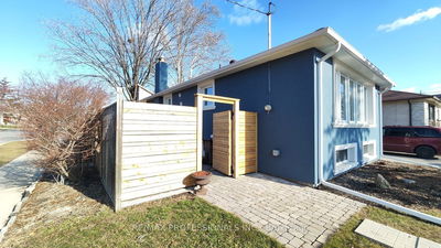 Detached House leased at Lower-50 Eringate Drive, Toronto, Eringate-Centennial-West Deane, M9C 3Z1 - MLS: W8104852