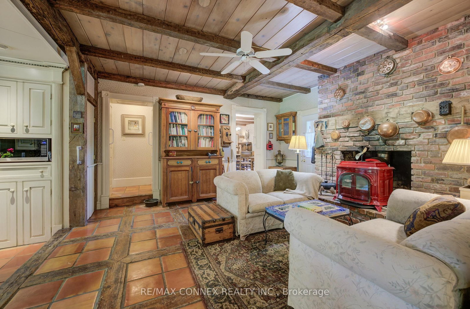 Listing Image 7