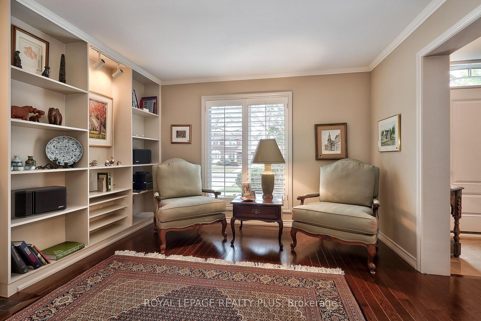 Listing Image 7