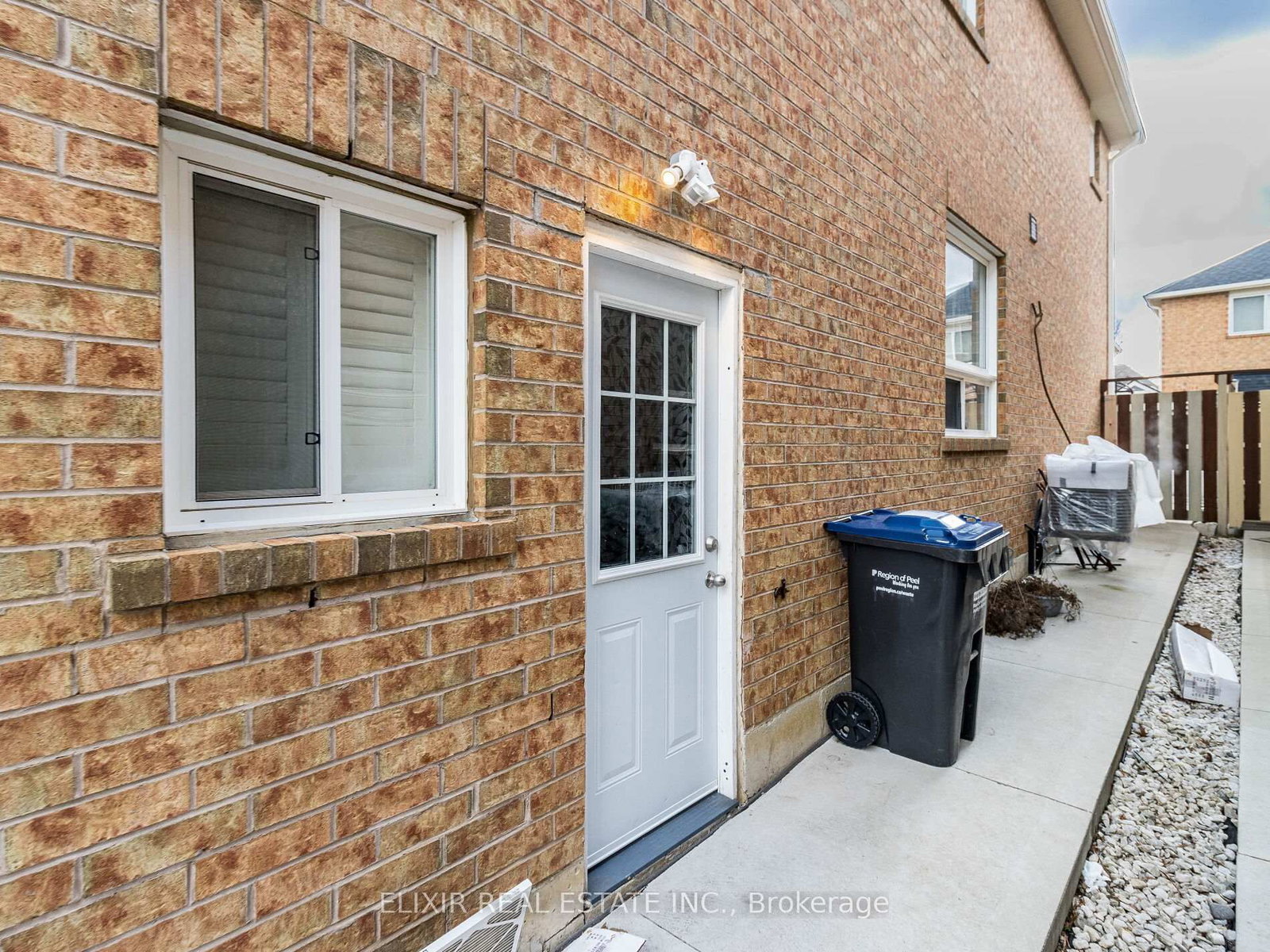 Listing Image 35