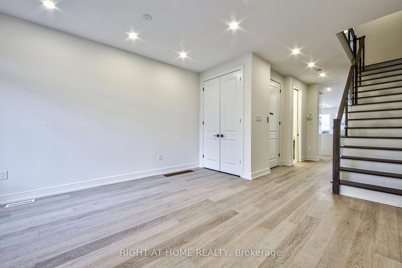 198 Mcroberts Ave, Toronto, M6E 4P5 | Image 3