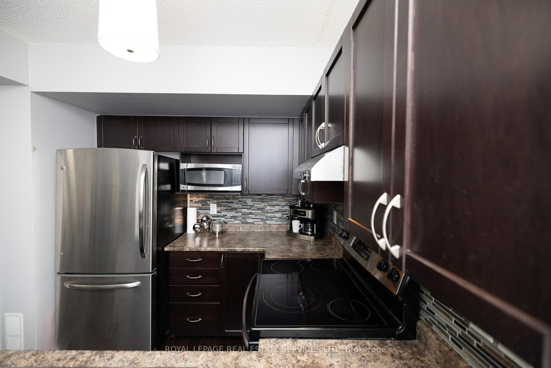 304 - 1360 Main St E, Milton, L9T 7S5 | Image 3