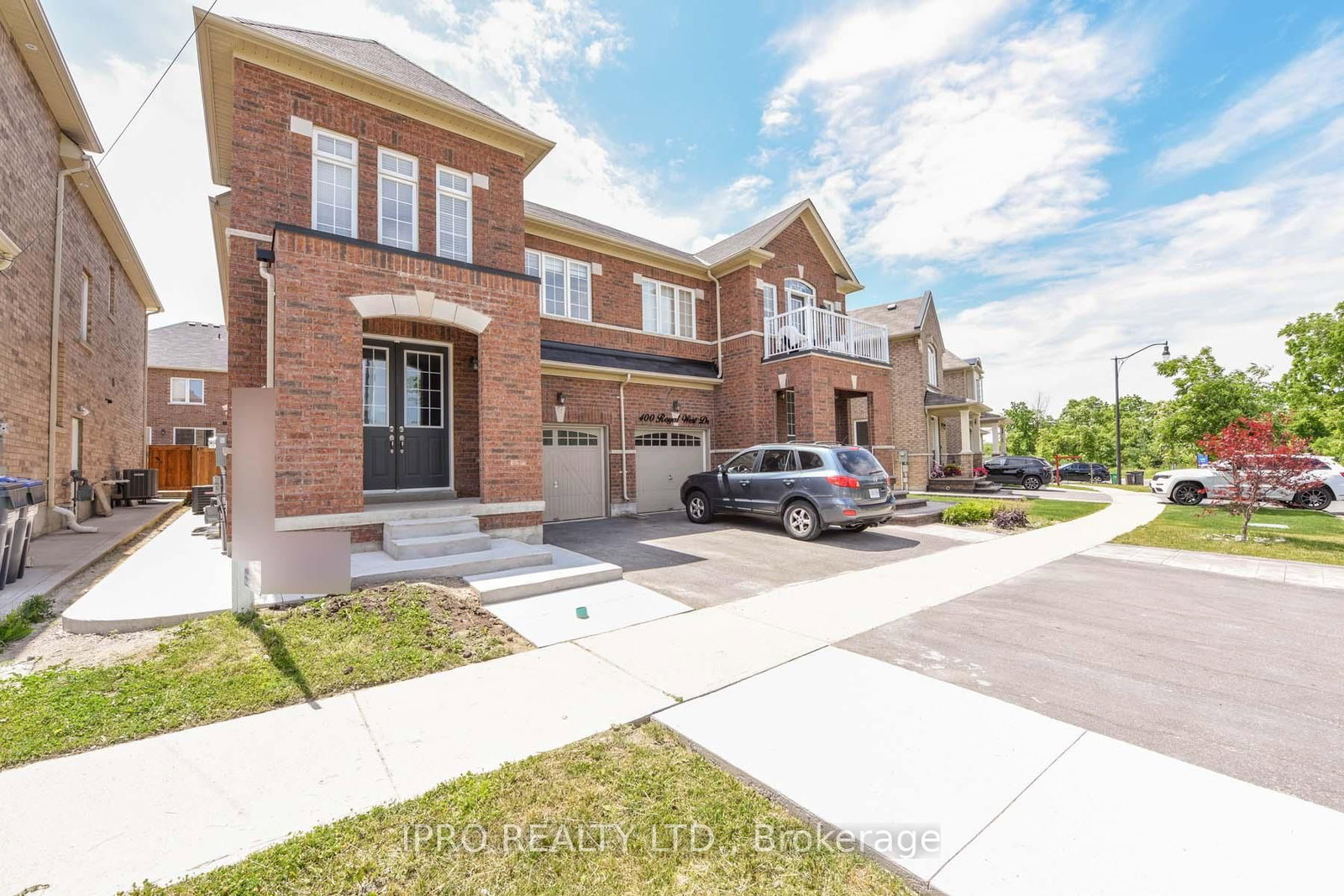 Listing photo 2