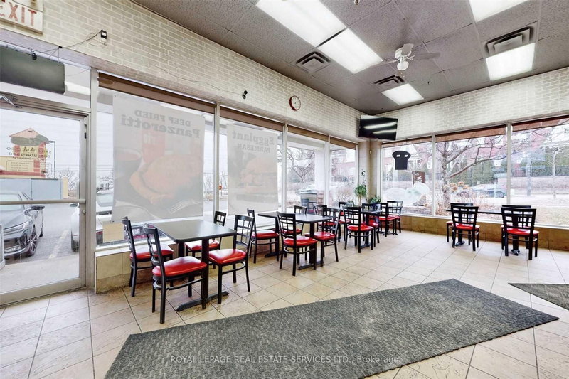 1 - 3045 Clayhill Rd, Mississauga, L5B 4L2 | Image 2