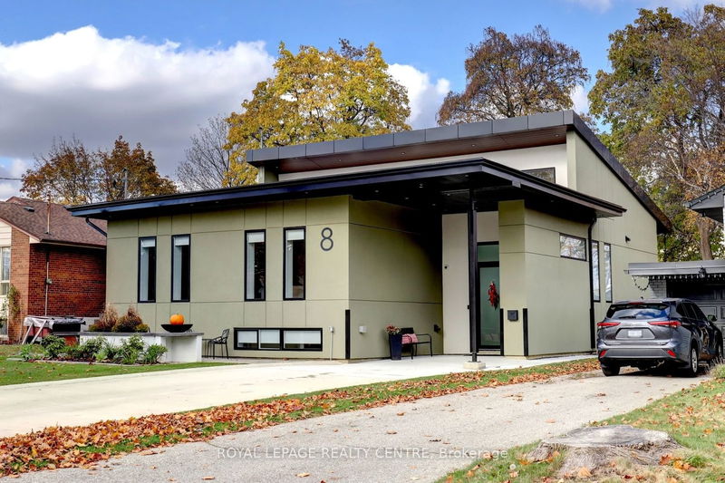 home for sale on 8 Tyler Place