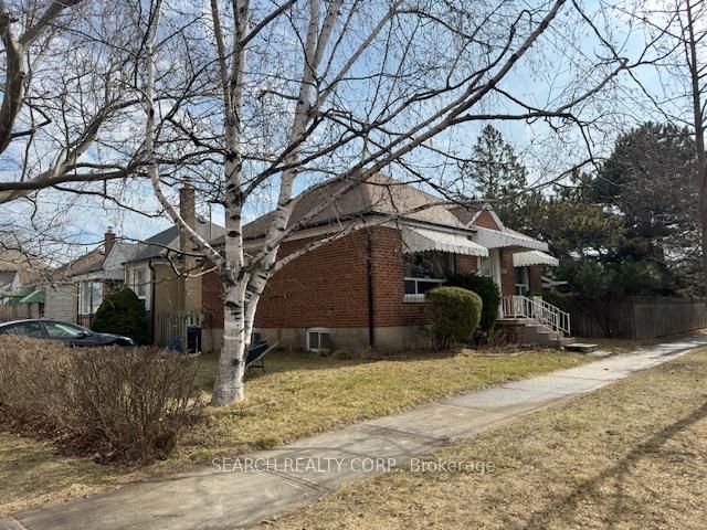 249 Gamma St, Toronto, M8W 4G7 | Image 2