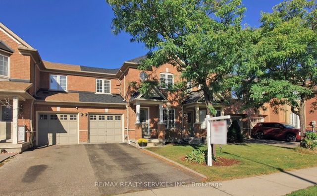 16 Fairway Court
