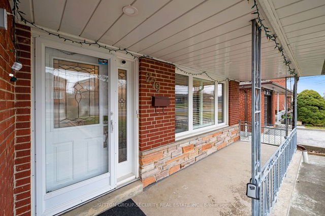 279 Maple Leaf Drive