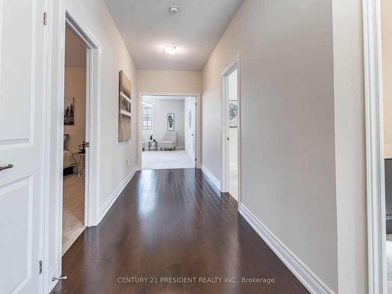 16 Monarch Dr, Halton Hills, L7G 0M6 | Image 3
