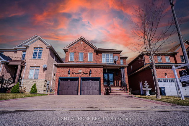 9 Laurentide Crescent