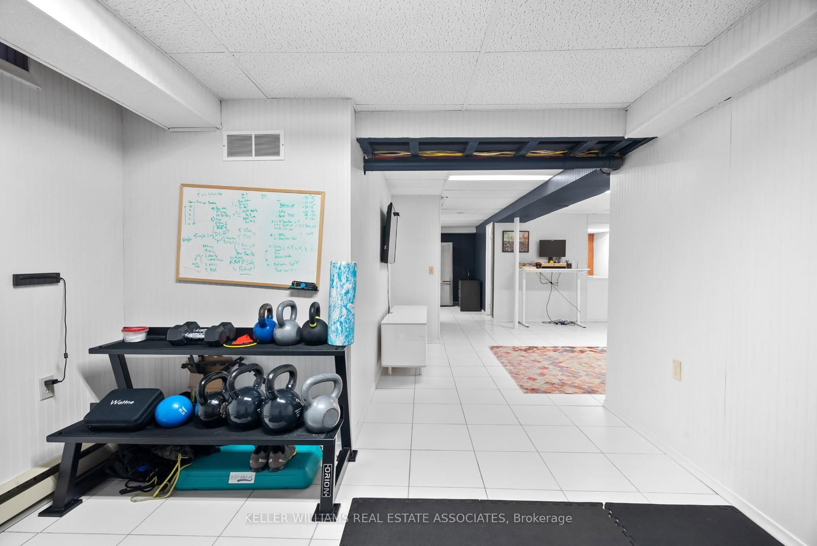 Listing Image 33