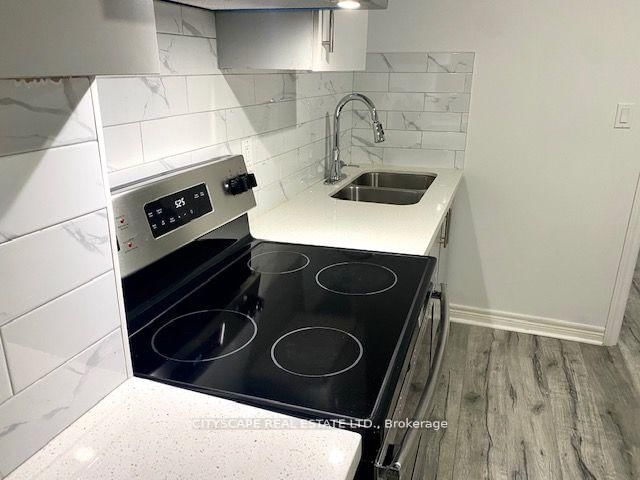 2B - 6421 Donway Dr, Mississauga, L5V 1J4 | Image 3