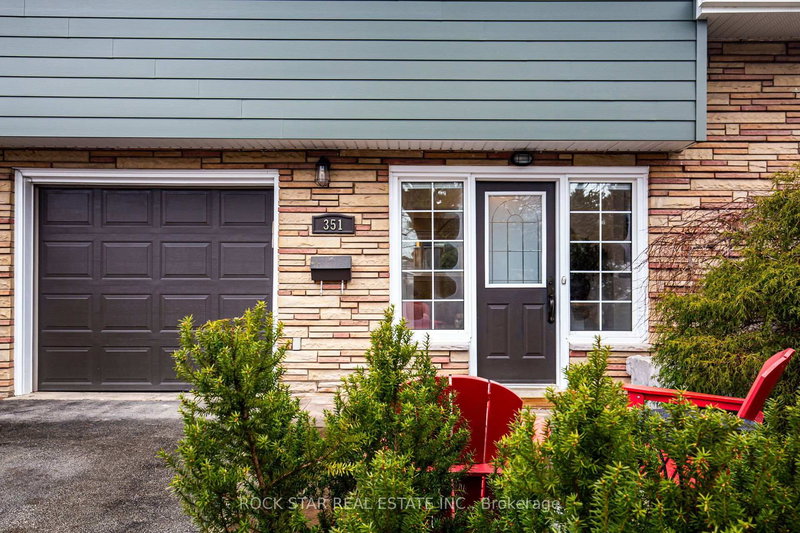 351 Strathcona Dr, Burlington, L7L 2E4 | Image 2