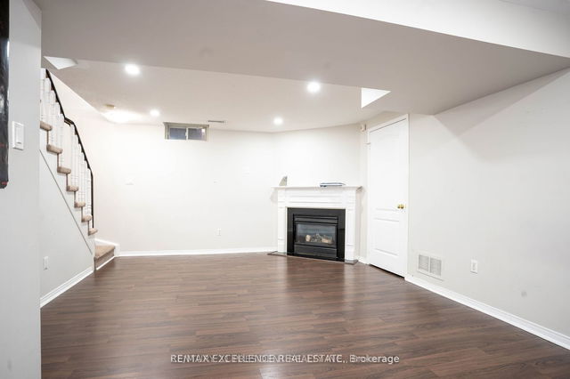 58 Tanglemere Crescent
