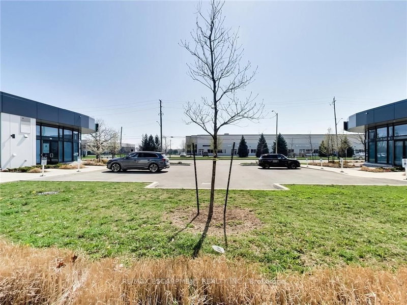 201 - 5045 Mainway Blvd, Burlington, L7L 5Z1 | Image 3
