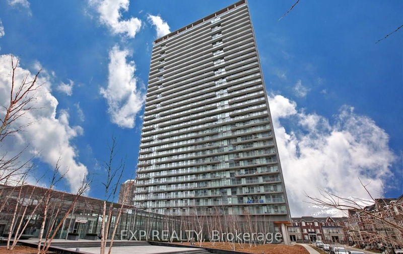 home for lease on 2104-105 The Queensway