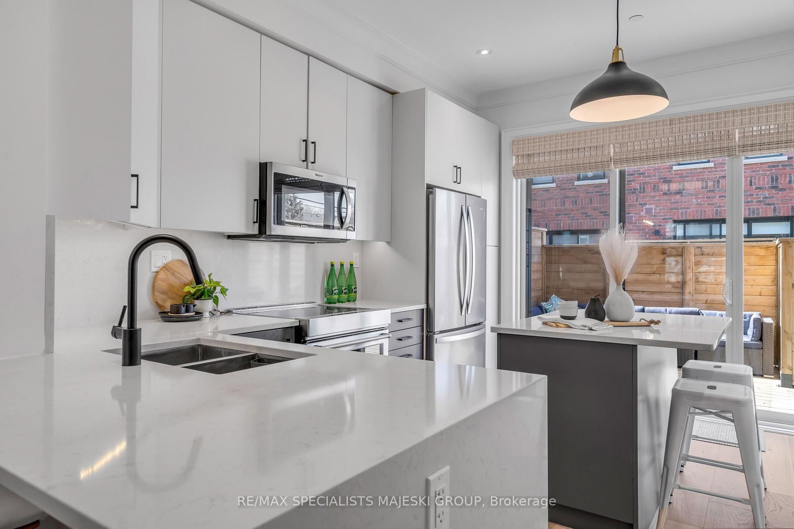 80 Daisy Avenue, Unit 17 - Photo 8