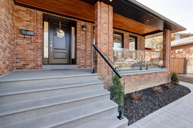 9 Lanni Court