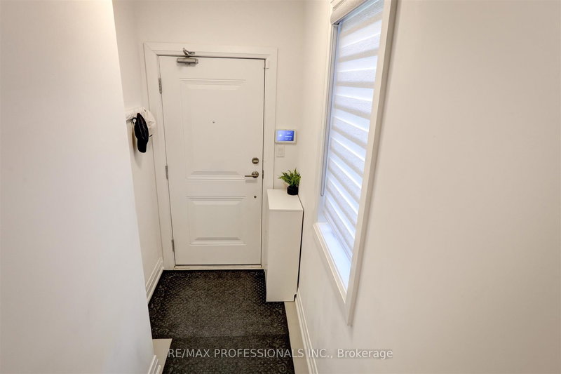 23 - 28 Marina Ave, Toronto, M8W 1K3 | Image 3