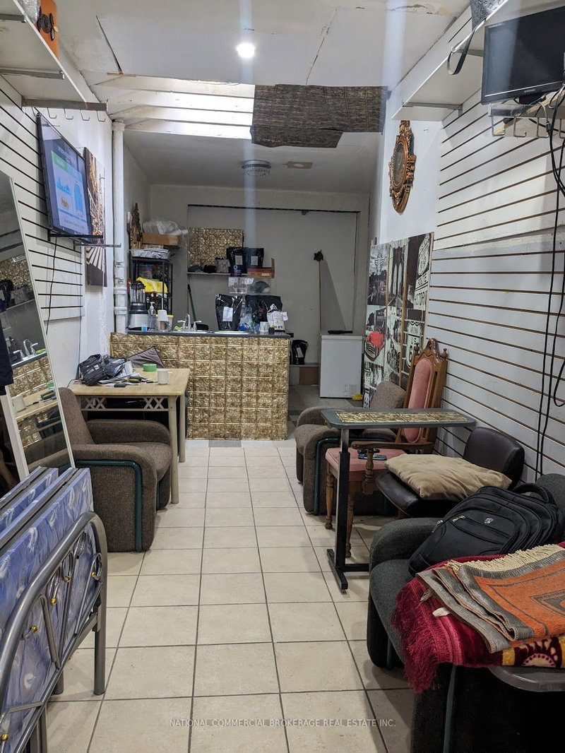 2185 Weston Rd, Toronto, M9N 1X9 | Image 3