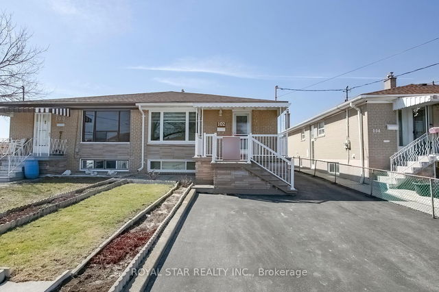 102 Duncanwoods Drive