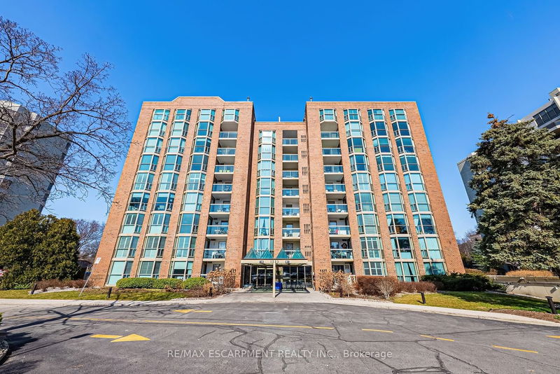 home for sale on 704-1225 North Shore Boulevard E