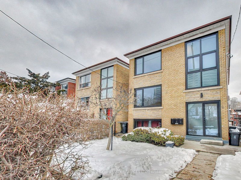 home for lease on 1-71 Keele Street