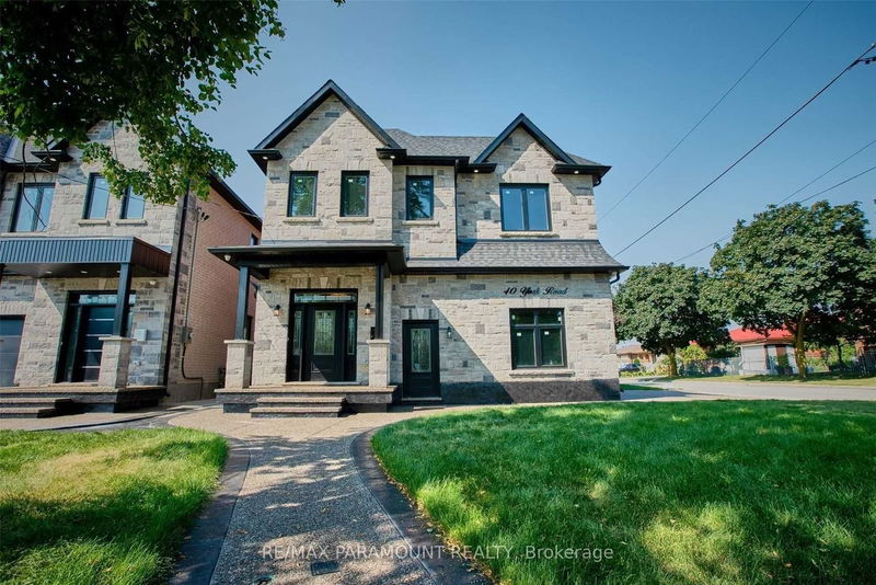 home for lease on 40 York Road