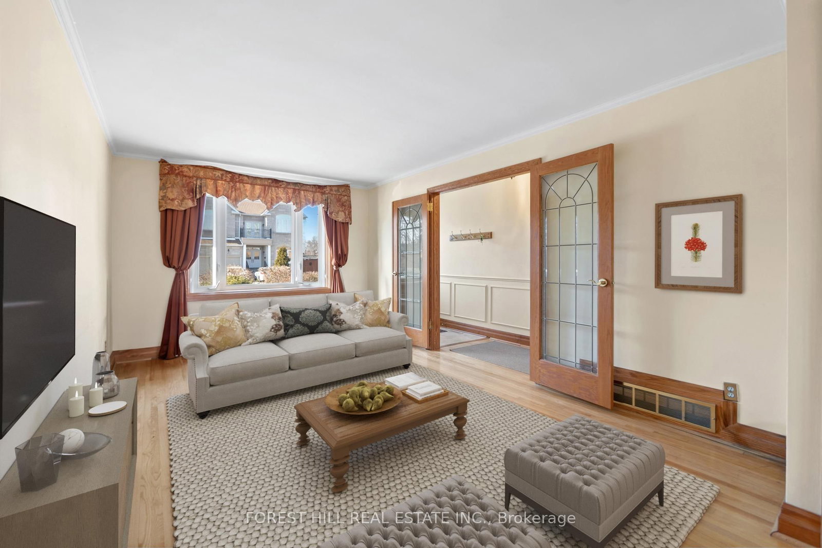 Listing Image 4