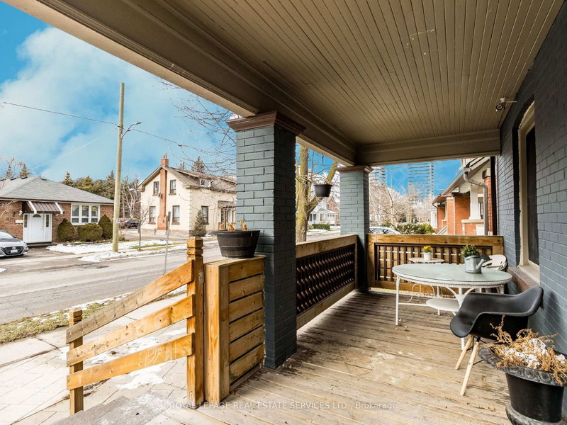 8 Mill St N, Brampton, L6X 1S6 | Image 3