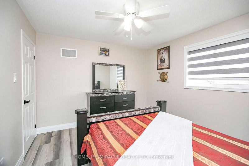 107 Michigan Ave  Brampton, L6Y 4N6 | Image 32