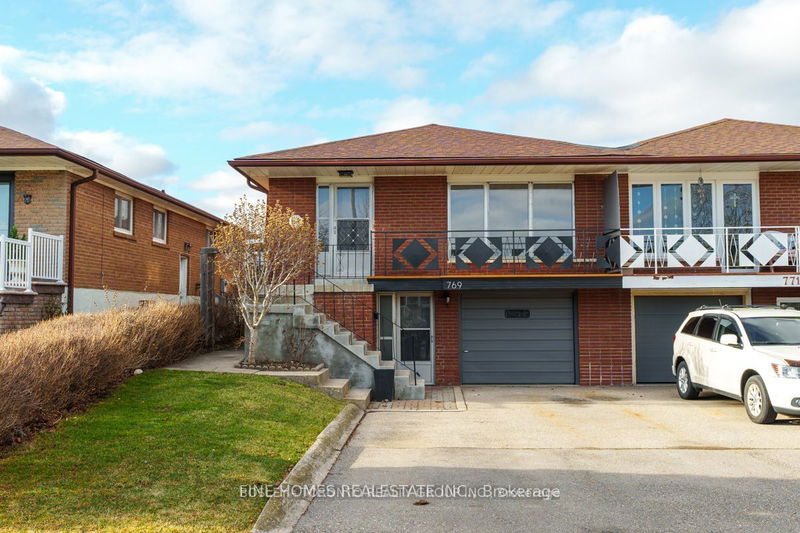 home for lease on Upper-769 Greenore Road