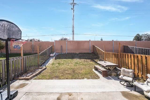 Listing Image 39