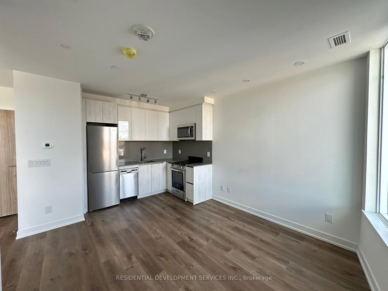 318 - 3100 Keele St, Toronto, M3M 0E1 | Image 2