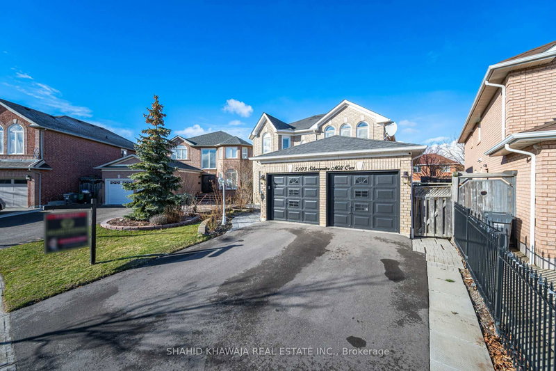 5103 Silverwater Mill Cres, Mississauga, L5V 2B6 | Image 2