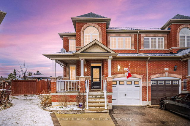 82 Begonia Crescent
