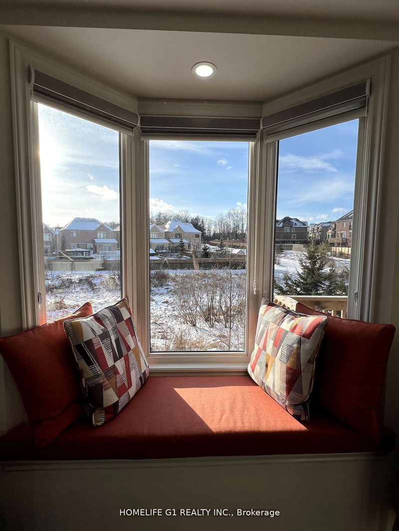 home for sale on 68-50 Edinburgh Drive