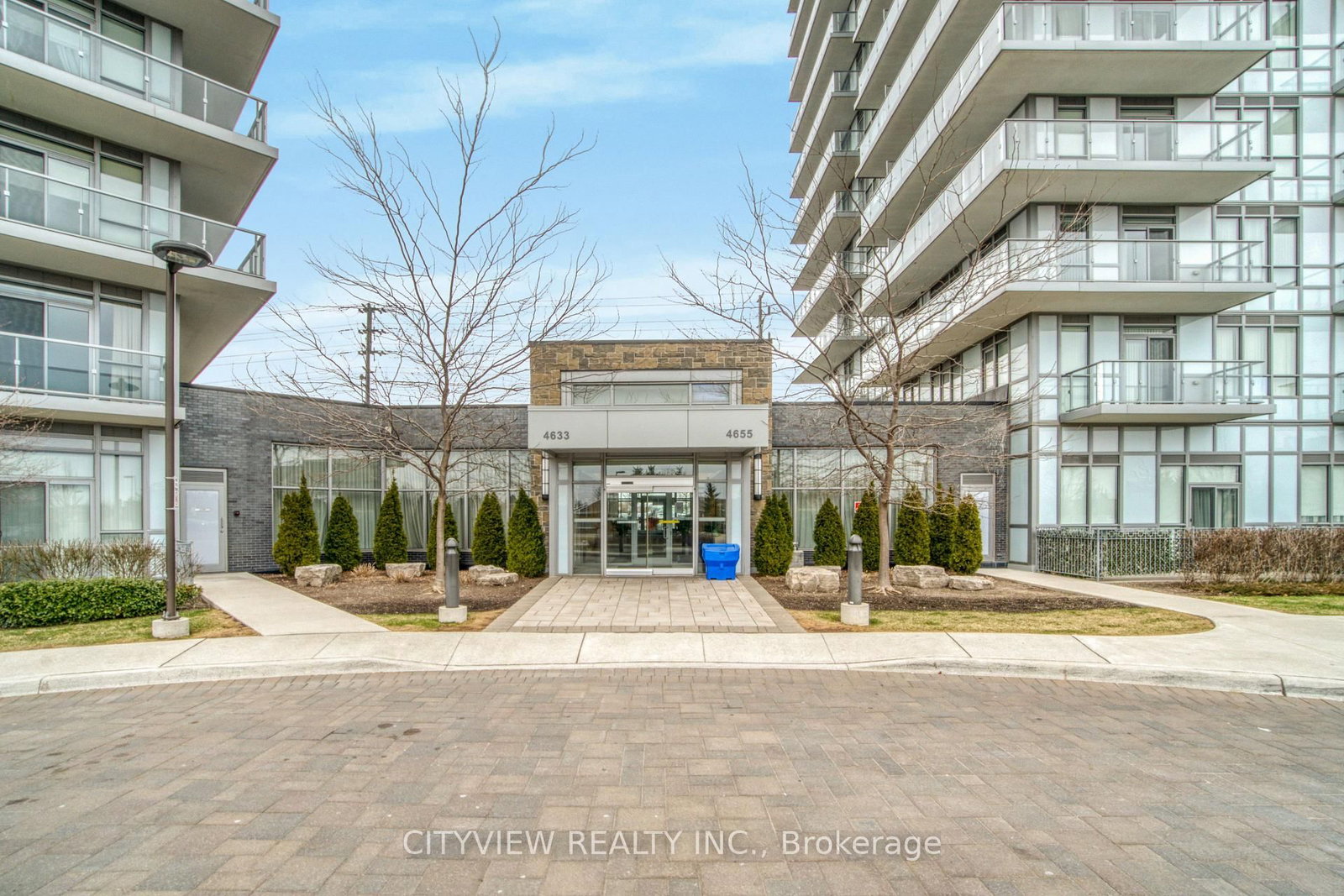 Listing Image 3
