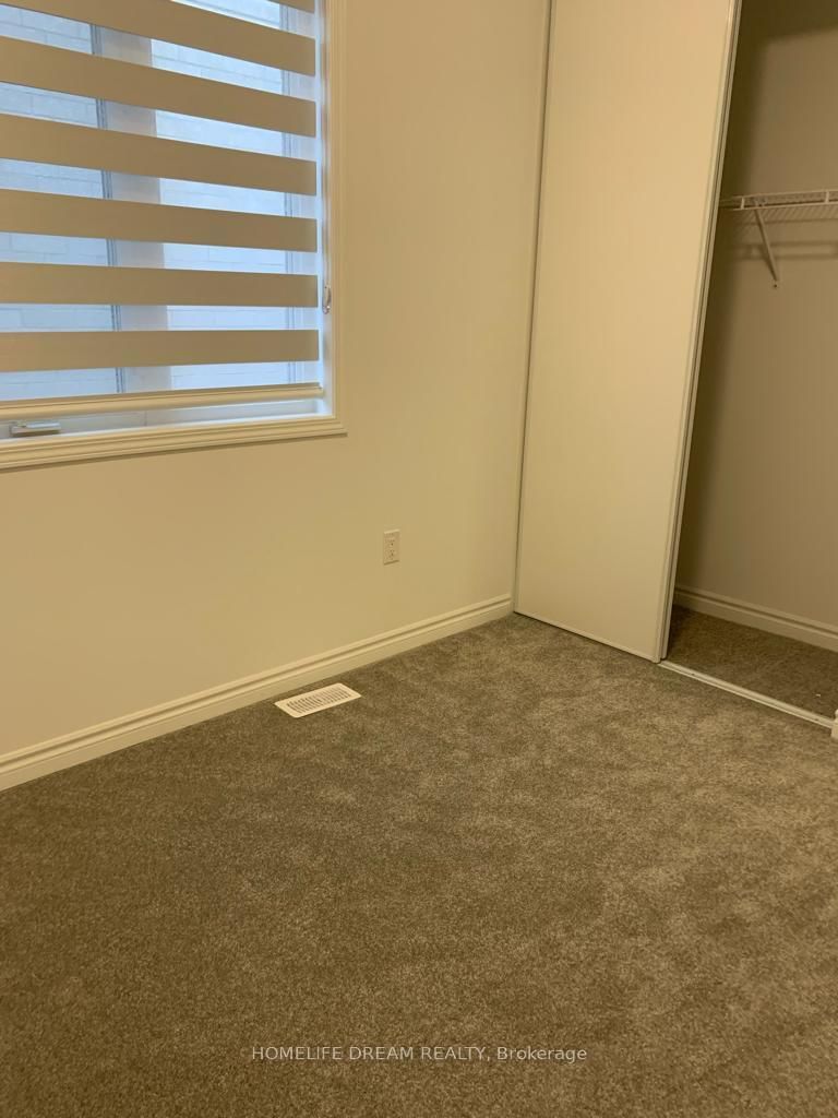 Listing Image 26