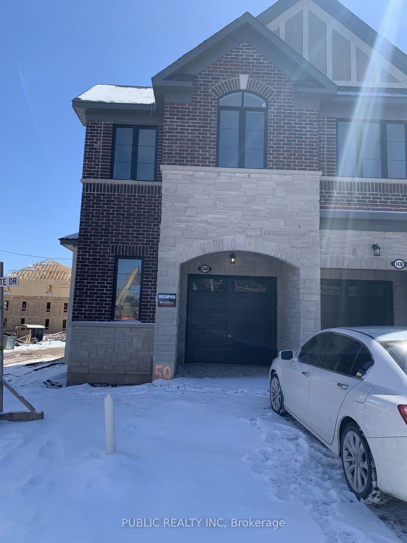 home for lease on 1440 Almonte Drive