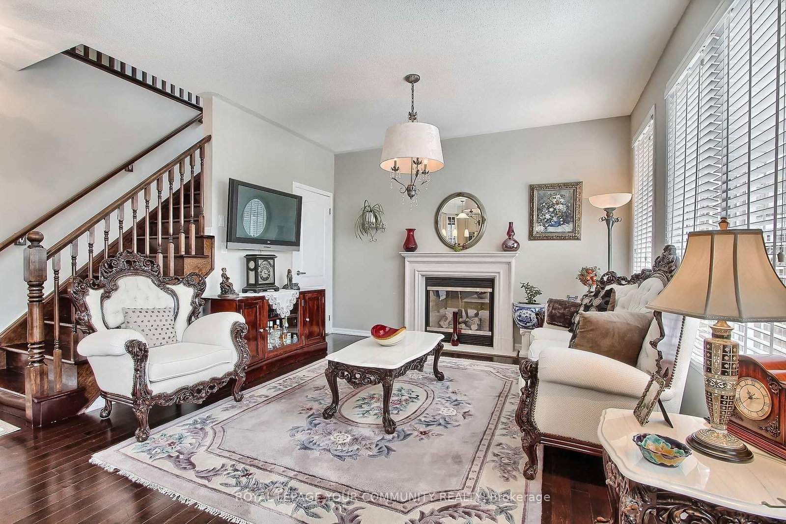 Listing Image 19
