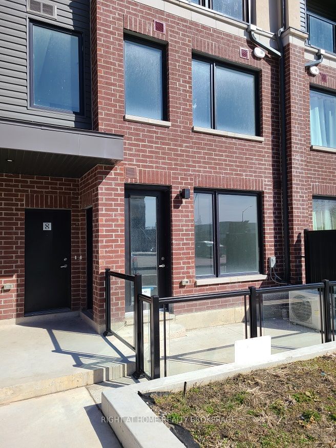 home for lease on 7-3405 Ridgeway Drive