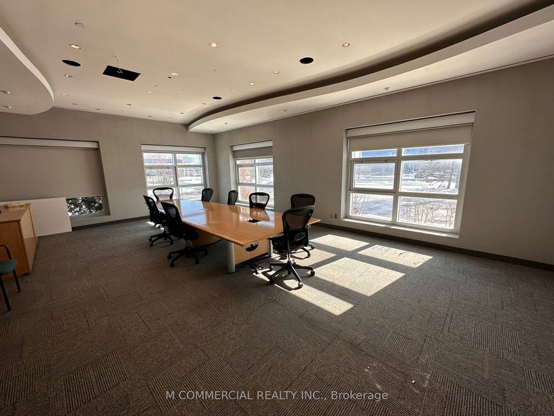 106 - 5180 Orbitor Dr, Mississauga, L4W 5L9 | Image 2