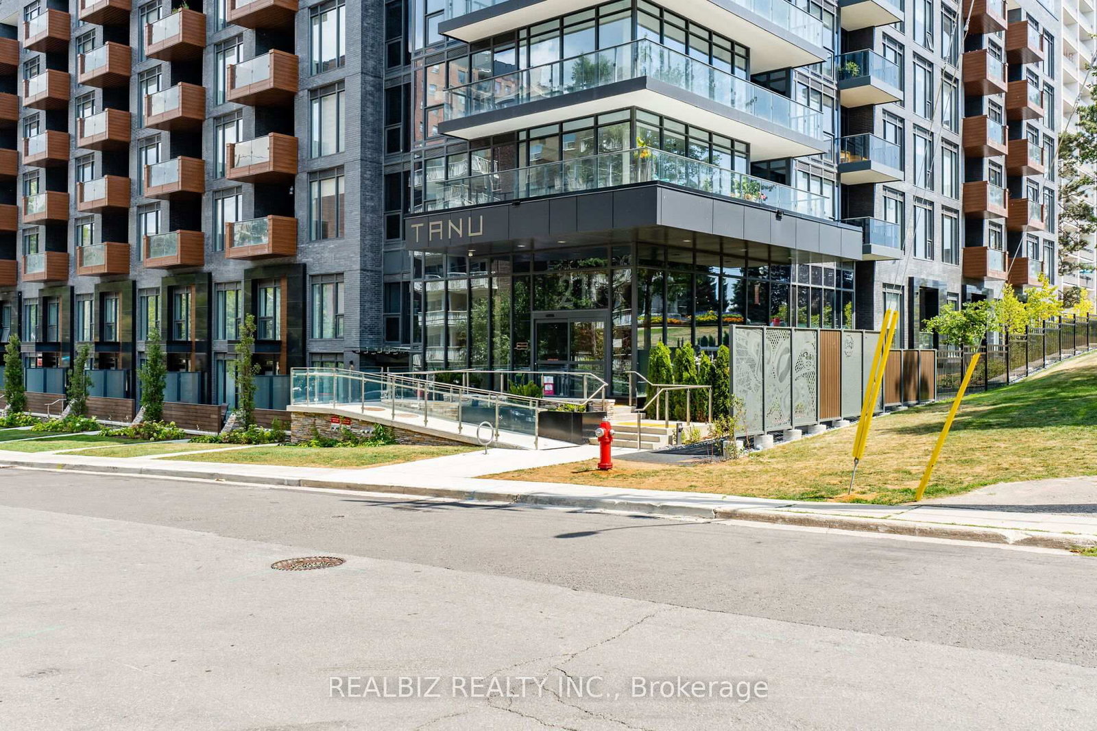 Listing Image 7