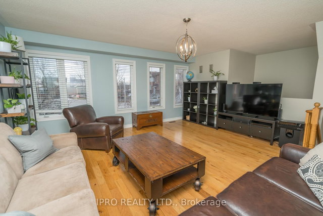 36 Grey Owl Run Road