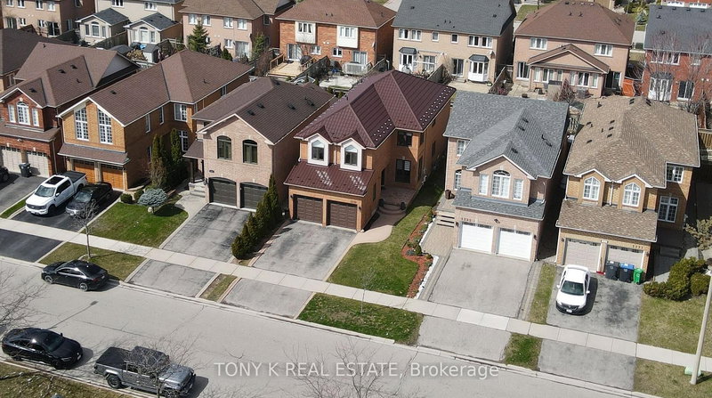 3339 Cactus Gate, Mississauga, L5N 8A5 | Image 2